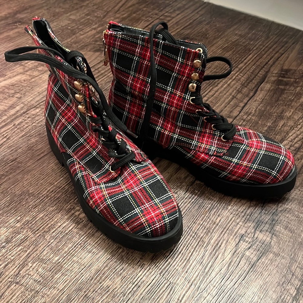 Plaid boots